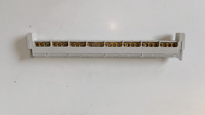 12 Stück PE und N Schienen für Verteiler ca. 250mm, 32 x 16mm², , neu