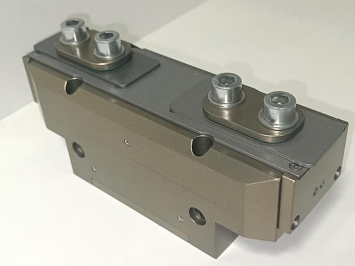 Gebraucht Pneumatischer Parallelgreifer, 2 Fingergreifer, PGN+ 160-1, Schunk, gebraucht getestet