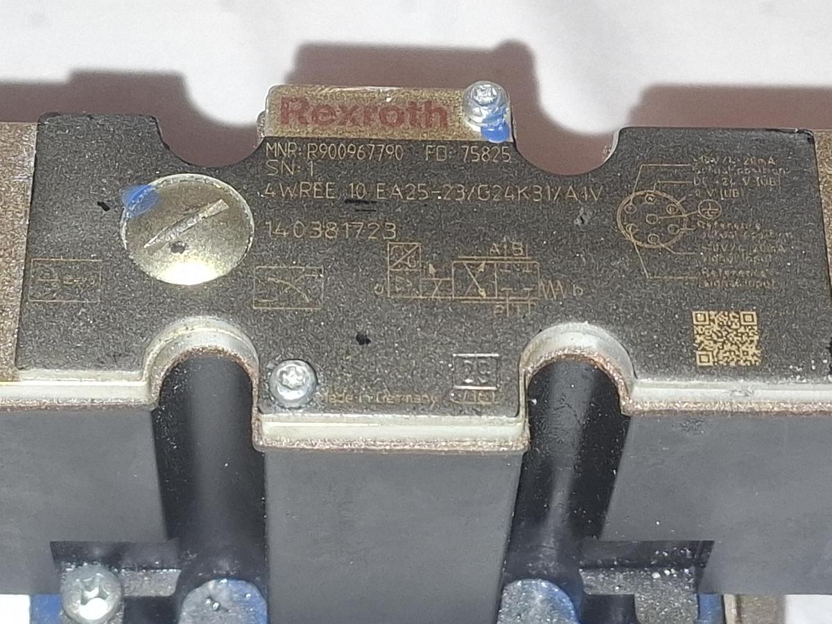 Proportional Wegeventil, R900967790, 4WREE 10 EA25-…., Rexroth, gebraucht-Top