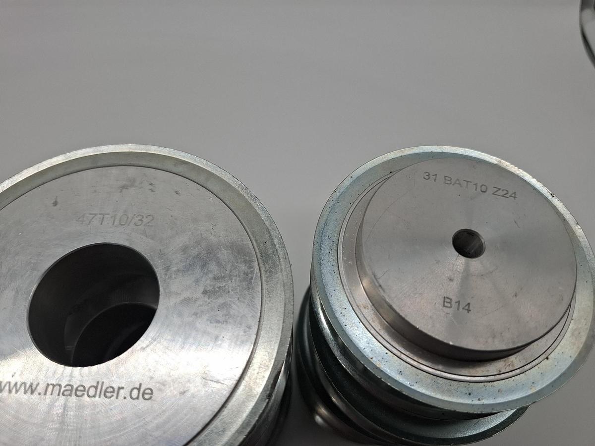 Konvolut mit 18 Stück Zahnräder,  , neu