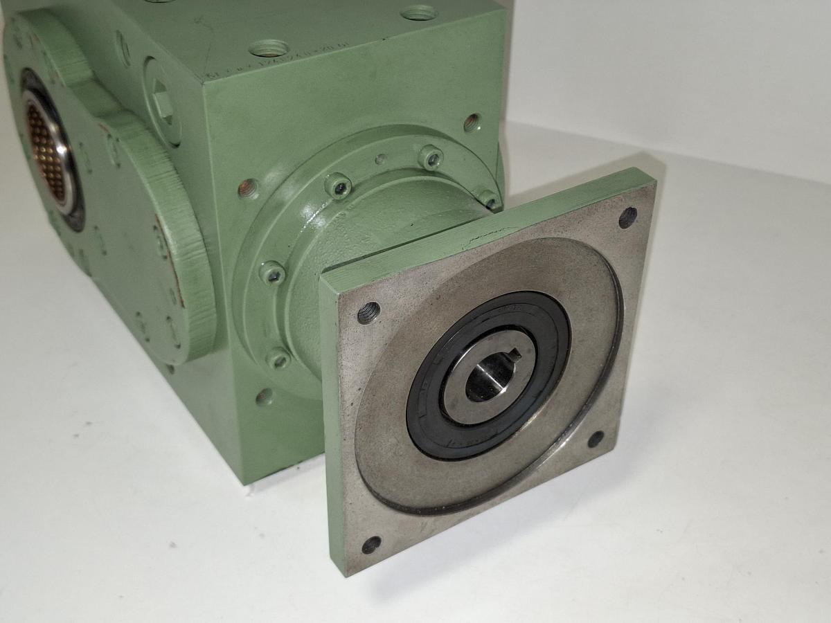 Kegelstirnradgetriebe, KS35FH 17,5:1 13R Sa.S29, Grässner, neuwertig -60%