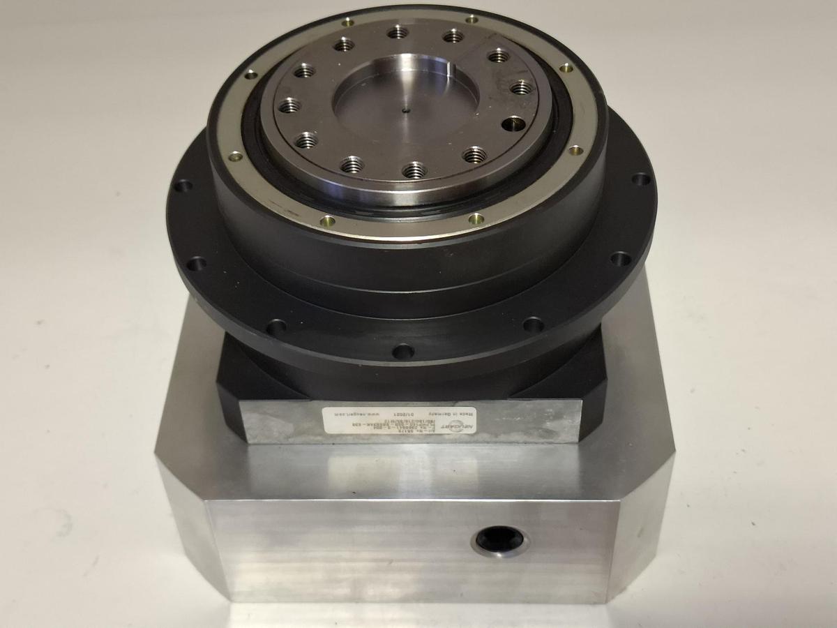 Präzisions-Planetengetriebe, i=8, PLFHP140-008-SSSE3AK-E38, Neugart, neu