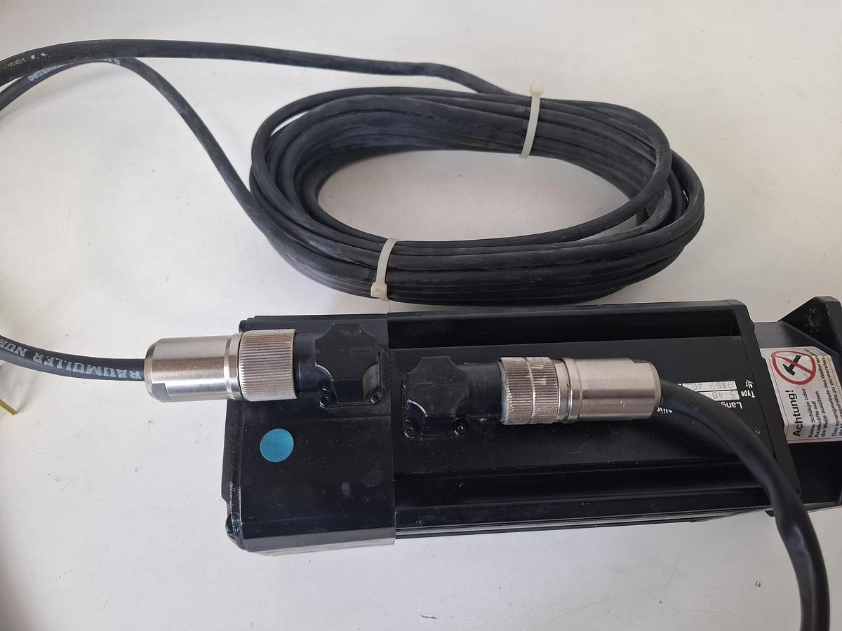 Gebraucht Servomotor, inkl. 2 Kabel, 2,64 KW, 6000rpm, 12A, 230V, DSG 45-L, Baumüller, gebraucht