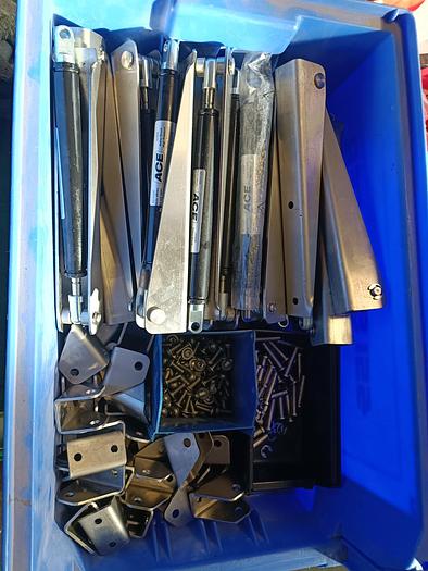 Gebraucht 2 Stück Industrie-Gaszugfeder inkl. Zubehör, GZ 19-100-AA-270N, ACE, gebraucht-Top