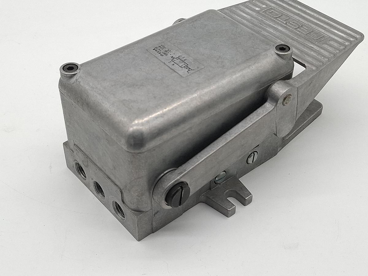 Fussventil, FP-5-1/4-B, 8997, Festo, neu