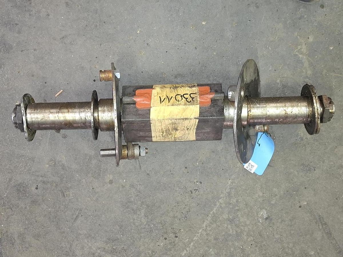 Tiefladerachse 770mm lang,  , neuwertig