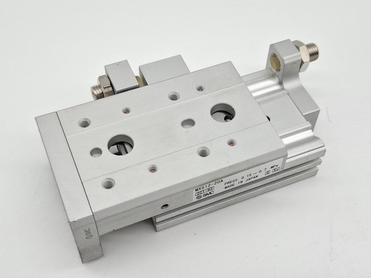 Doppelt wirkender Kompaktschlitten, MXS12-20A, SMC, neu