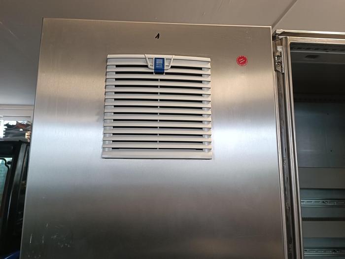 Gebraucht 5 Stück Edelstahl Schaltschränke, 3800x2300x600mm, TS8450.600, TS8452.600, Rittal, gebraucht-Top