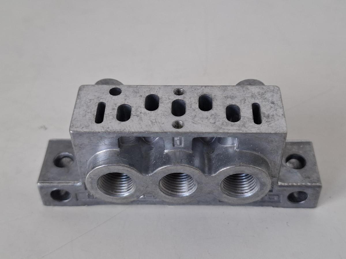 5 Stück Einzelanschlussplatte, NAS-1/8-02-VDMA, 161115, Festo, neu