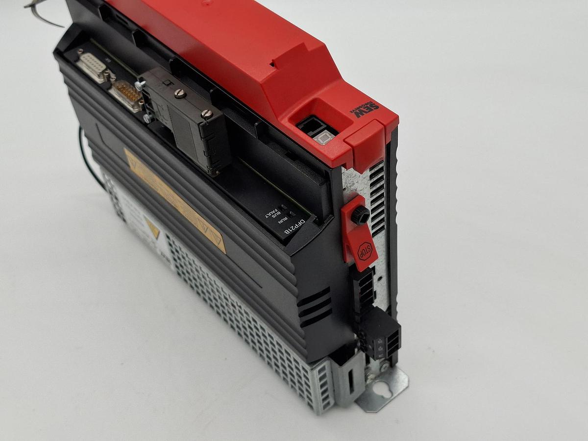 Gebraucht Frequenzumformer + Bremswiderstand, 0 Leistungsstunden, 0,55KW, MDX61B0005-5A3-4-0T, SEW, gebraucht-Top