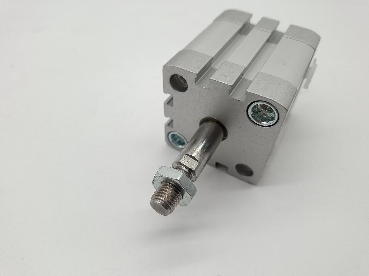 1 Stück Kompaktzylinder, Hub 20mm, ADN-40-20-A-PPS-A-S2, 536288, Festo, neu