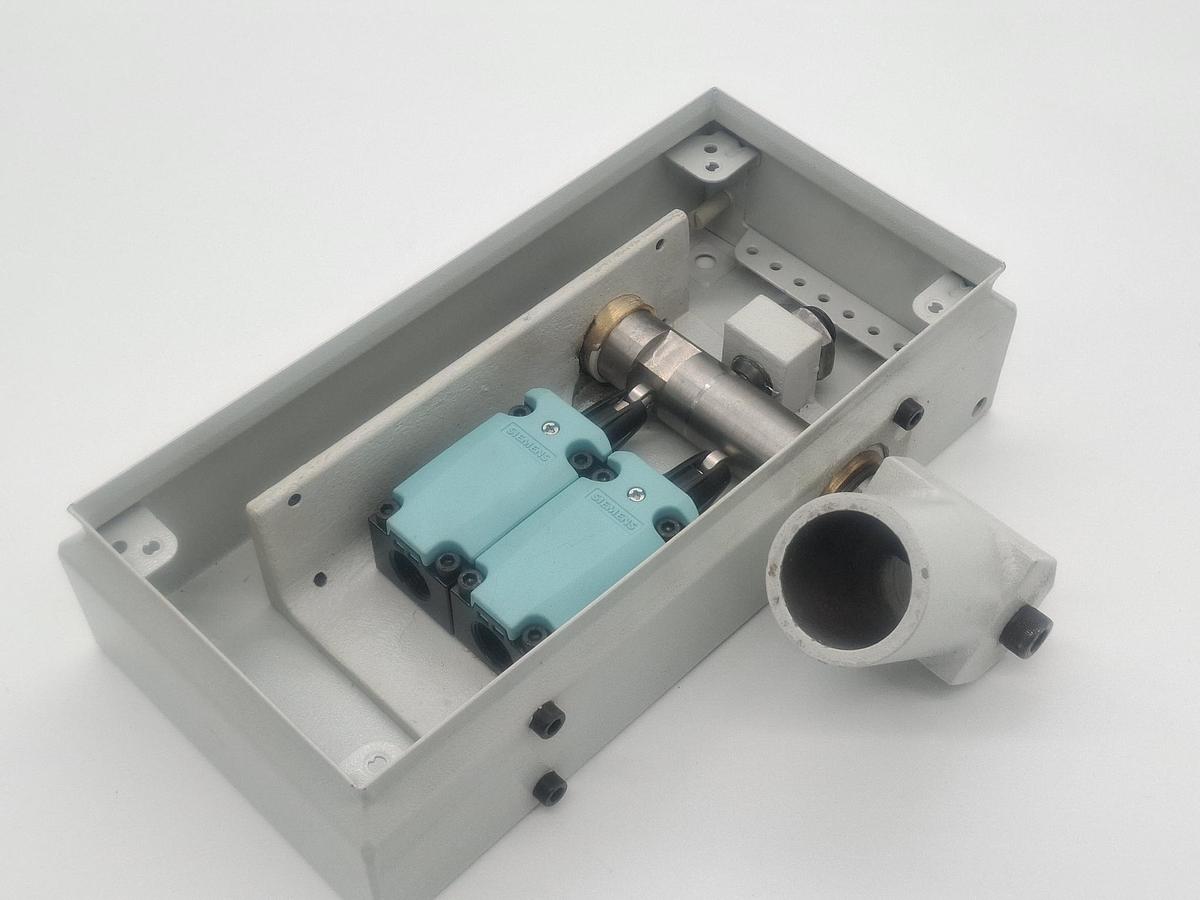 Mechanische 2 Kreis Schaltung, Schaltwelle mit Positionsschalter, Rittal, neu