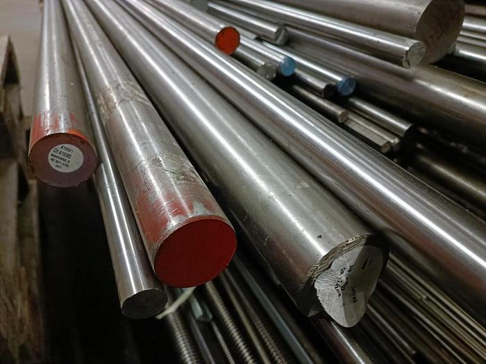 Hoch legierter Edelstahl Rundstahl, 1.4104, X14CrMoS17, neu -80%