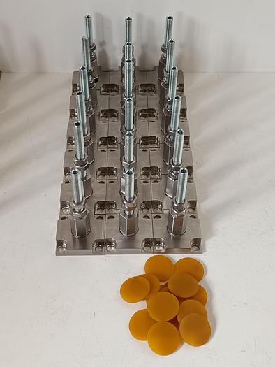 Gebraucht 6 Stück Edelstahl Teileabstützung/Halterung, 45x45x10x100mm, KMS, neuwertig -80%