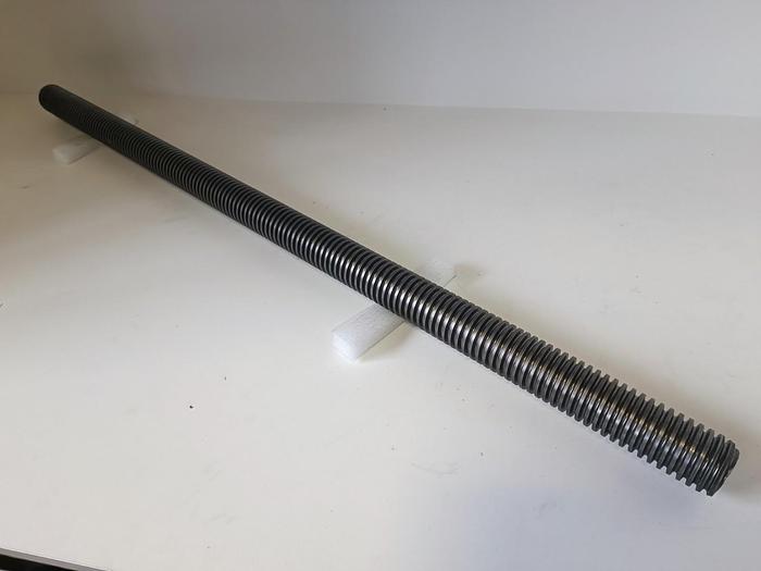 Trapezgewindespindel, Stahl, Lagerauflösung, TR28x5, R/L , neu -50%