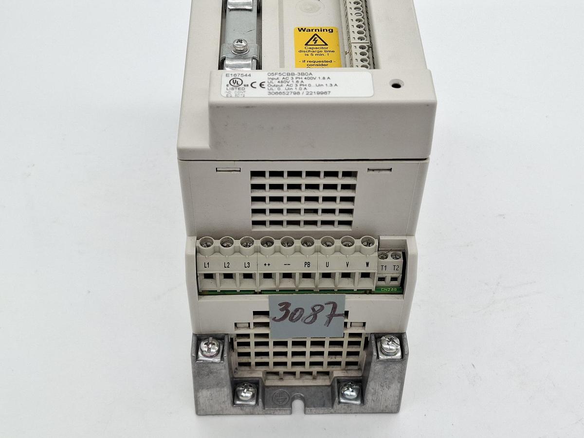 Frequenzumformer Combivert F5, 0,9 KVA, 05F5CBB-3B0A KEB, neuwertig