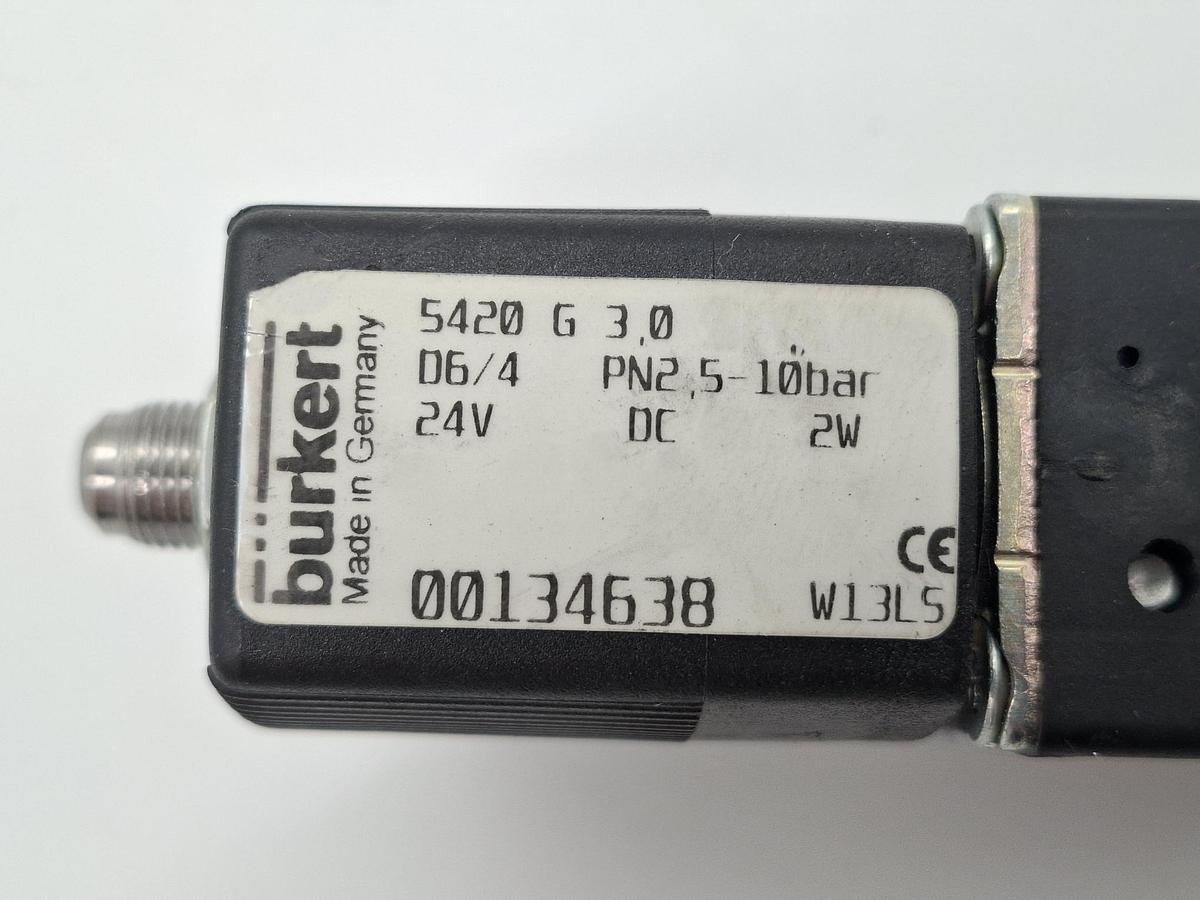 4/2 Wegeventil, 5420 G 3,0 06/4 PN2,5-10bar, 24V, 134638, Bürkert, neu