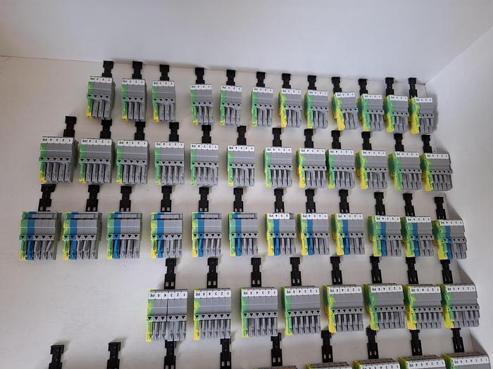 82 Stück Stecker zu Reihenklemmen PTTP 2,5, PP-H2,5/…., Phönix, neuwertig