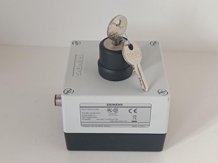 Gebraucht Schlüsselschalter 3SU1, 3SU1801-0AA00-0AB1, Siemens, neuwertig