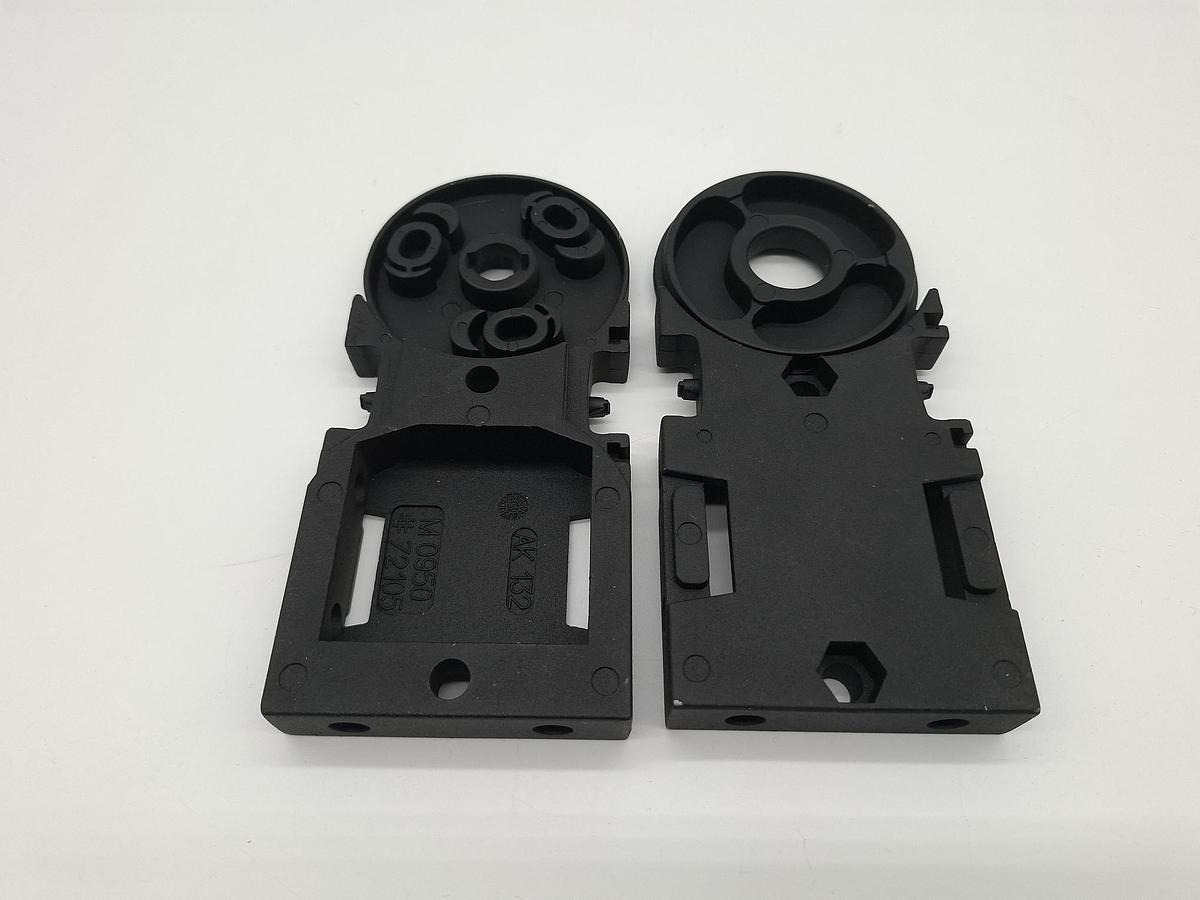 2 Stück Endplattenpaare = 4 Stück, Aluminium, 72104 + 72105, Kabelschlepp, neu