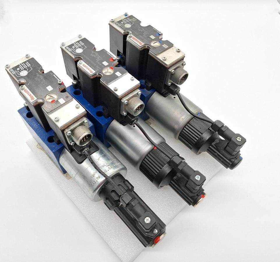 Proportional Wegeventil, R900967790, 4WREE 10 EA25-…., Rexroth, neuwertig