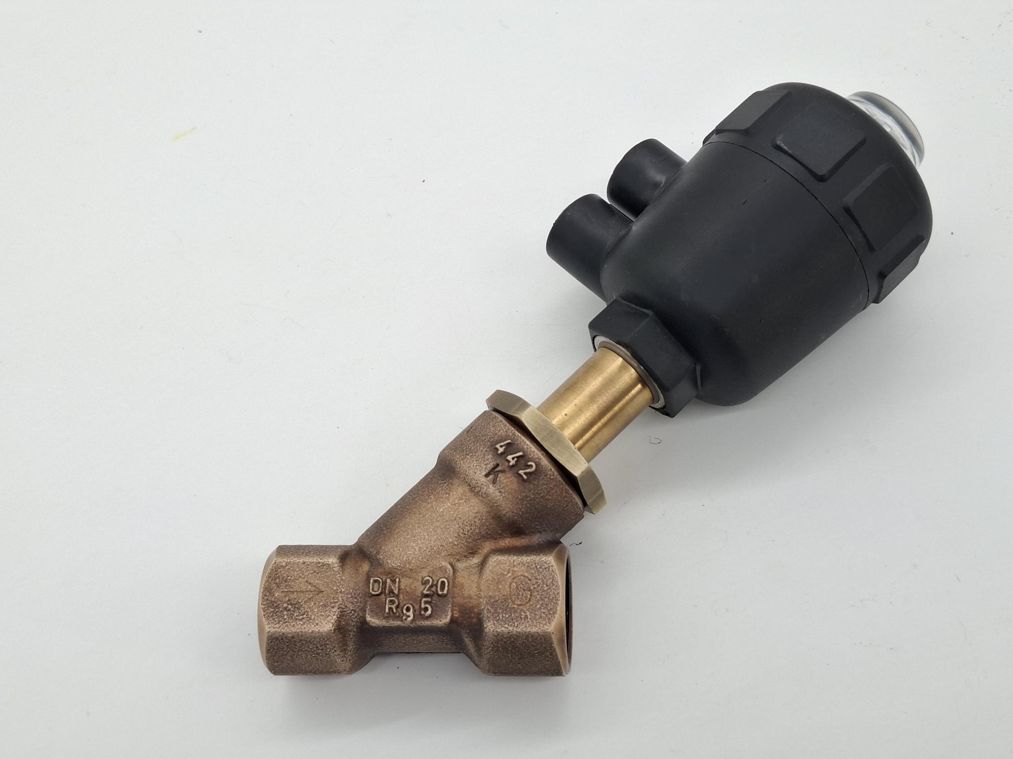 Schrägsitzventil, 2002 A PTFE RG, 10bar, DN20, PN25, G3/4", 140325, Bürkert, neuwertig