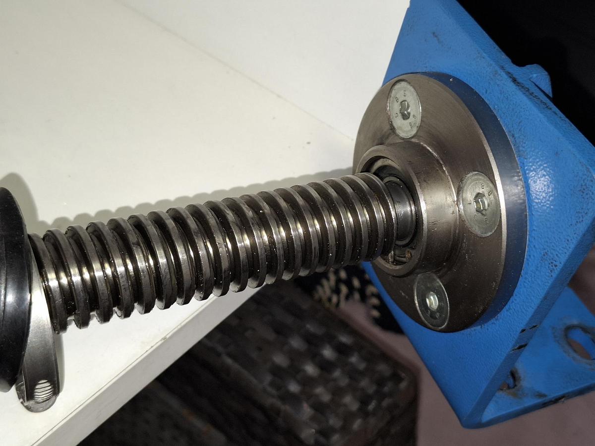 Gebraucht Kompette Lineareinheit, abgebaut, max. Hub 900/1220mm,  gebraucht