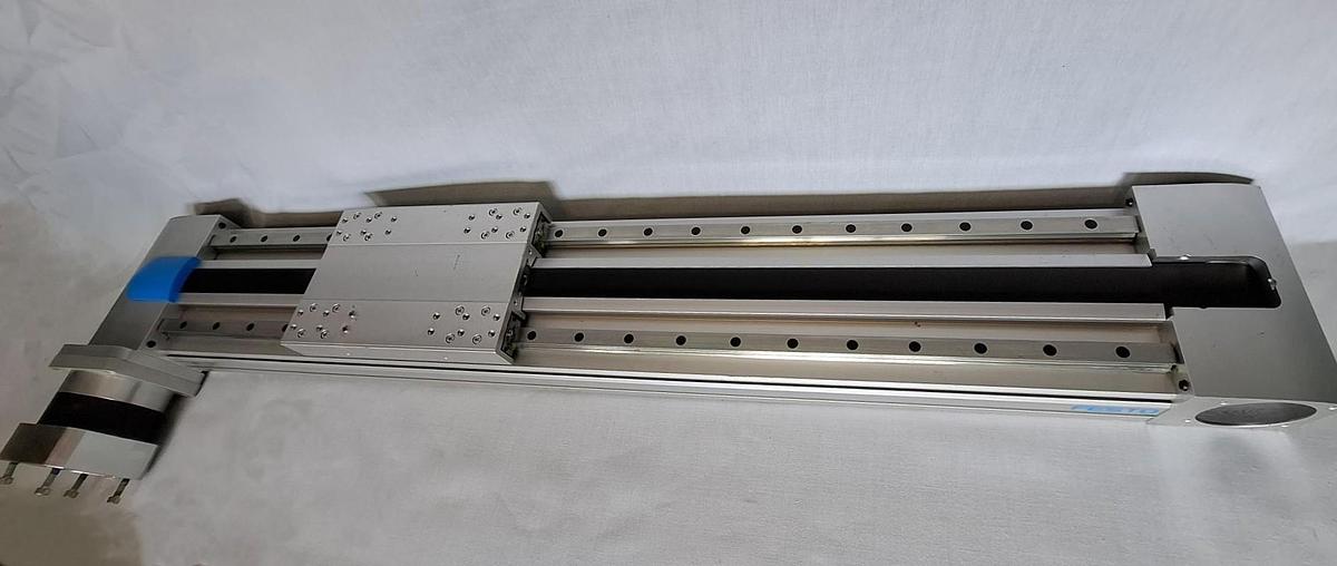 Linearantrieb + Planetengetriebe, Hub 880, EGC-HD-220-880-TB-0H-GK, 556825 +.., Festo, neuwertig