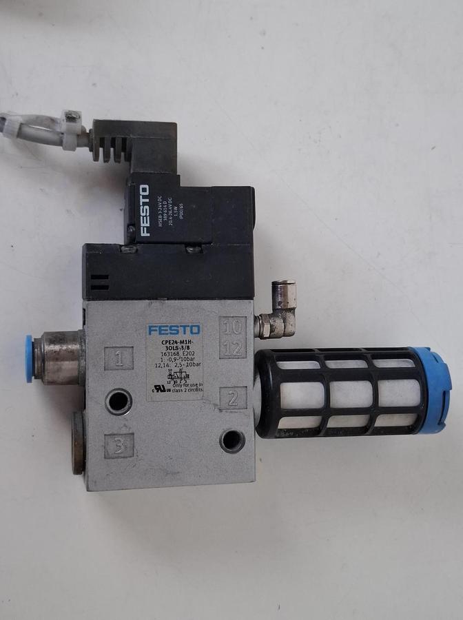 Gebraucht Magnetventil mit Schalldämpfer und Stecker, CPE24-M1H-3OLS-3/8, 163168, Festo, gebraucht