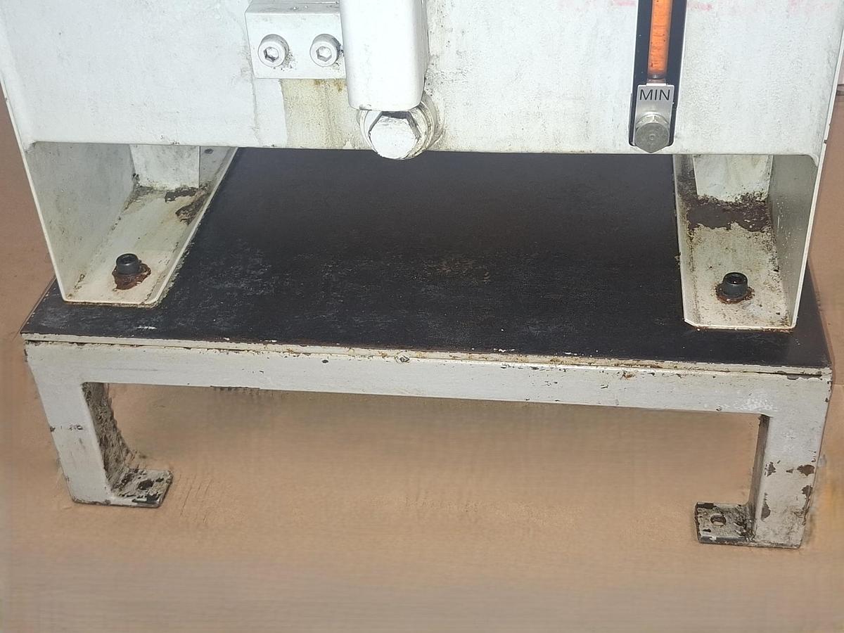 Gebraucht Zentrale Öl- und Fettschmieranlage, MFE5-BW30 + KFG1-5W2 Vogel, gebraucht