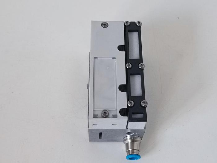 Endplatte + Schalldämpfer, brandneu, 533372 + 533374, Original Festo, neu