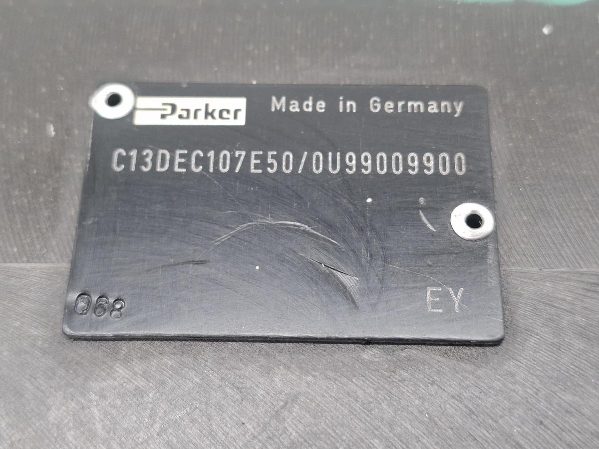 Ventilkopf für Druckgussmaschine IDRA 2500, C13DEC107E50/0U99009900, Parker, neu