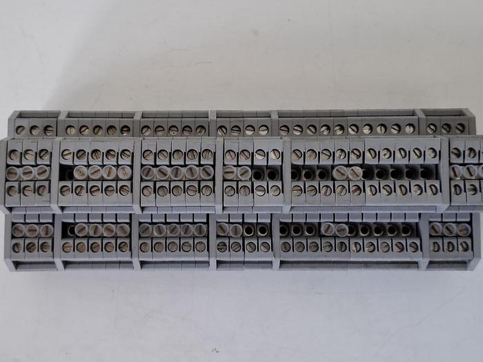 Gebraucht 30 Stück Reihenklemmen, MBKKB 2,5, Phönix, gebraucht