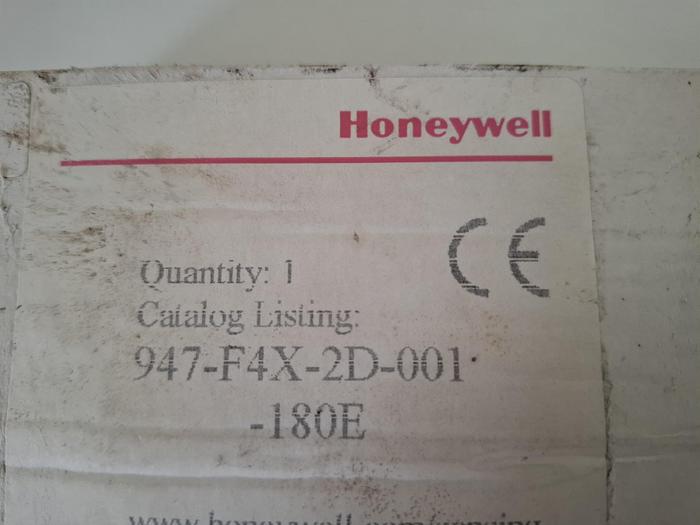 Ultraschall Näherungssensor 947-F4X-2D-001-180E, Honeywell,  neu