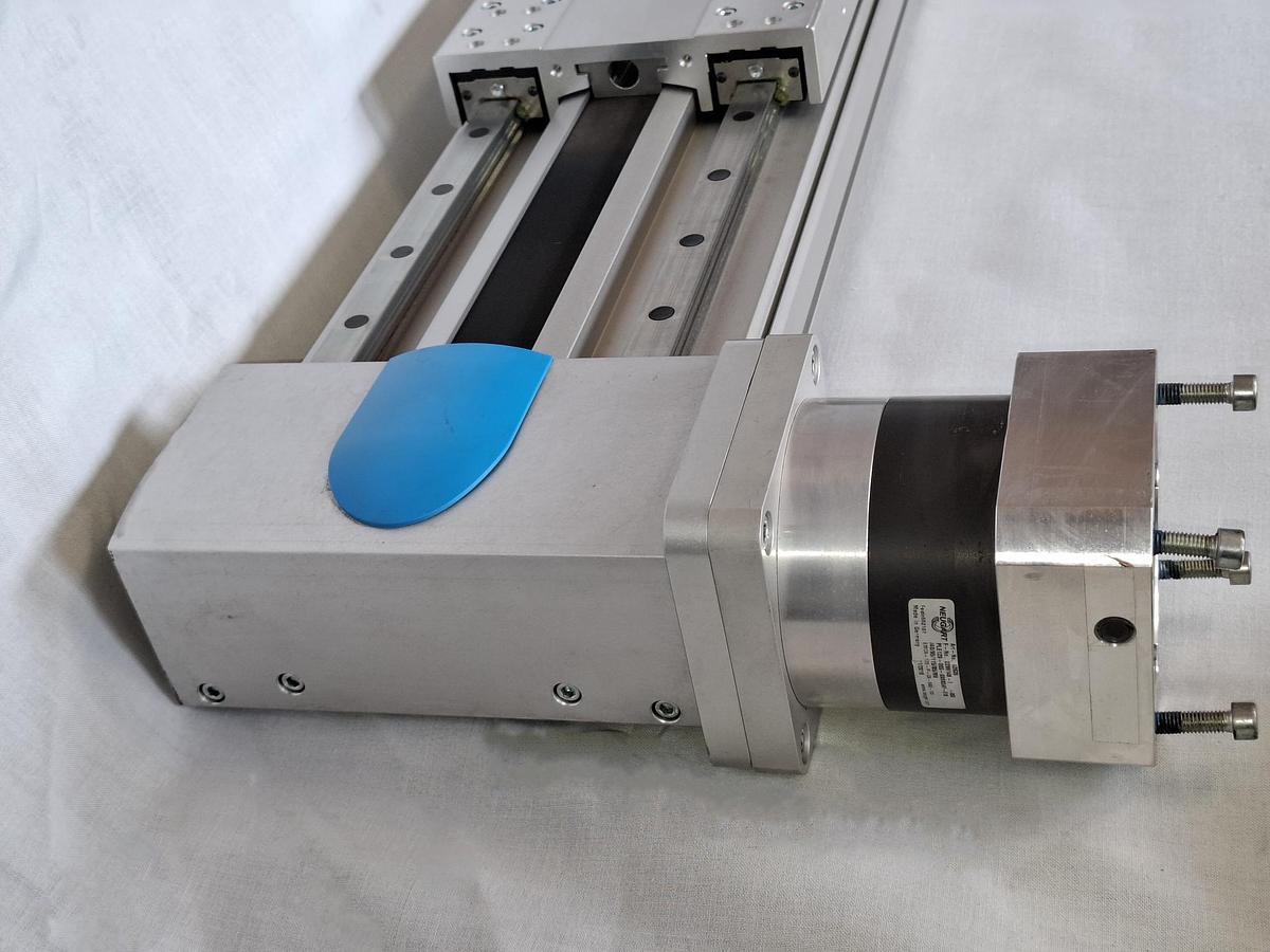 Linearantrieb + Planetengetriebe, Hub 880, EGC-HD-220-880-TB-0H-GK, 556825 +.., Festo, neuwertig