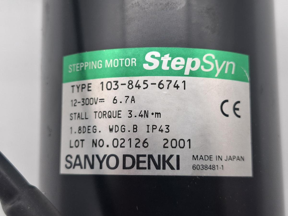Schrittmotor, StepSyn, 103-845-6741, Sanyo Denki, neuwertig