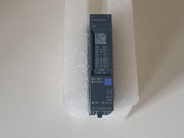 Gebraucht 1 Stück SIMATIC ET200SP, analoges Eingangsmodul, 6ES7134-6HD01-0BA1, Siemens, neuwertig