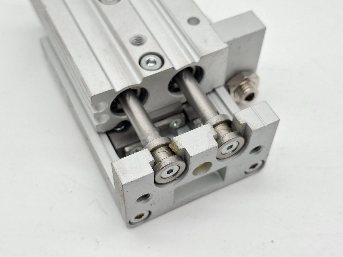 Doppelt wirkender Kompaktschlitten, MXS12-20A, SMC, neu