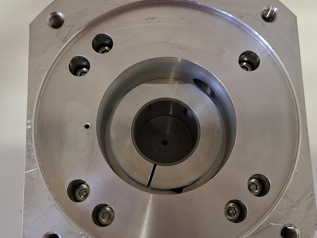 Präzisions-Planetengetriebe, i=8, PLF 140 HP, Neugart, neu