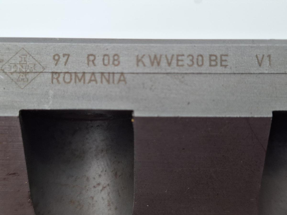 Gebraucht 2 Stück Laufwagen, Führungswagen, KWVE30BE V1 INA, gebraucht-Top