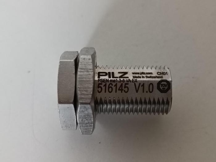 Gebraucht Sicherheitssensor + Schalter und Betätiger, 526254 + 516145, Pilz, neuwertig -40%