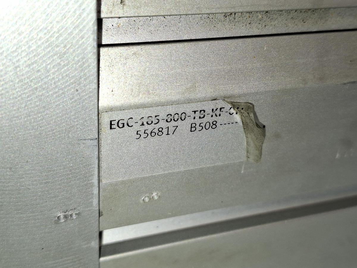 Gebraucht Linearschlitten, Zahnriemenachse, Hub 800, EGC-185-800-TB-KF-0H-CK, 556817, Festo, gebraucht