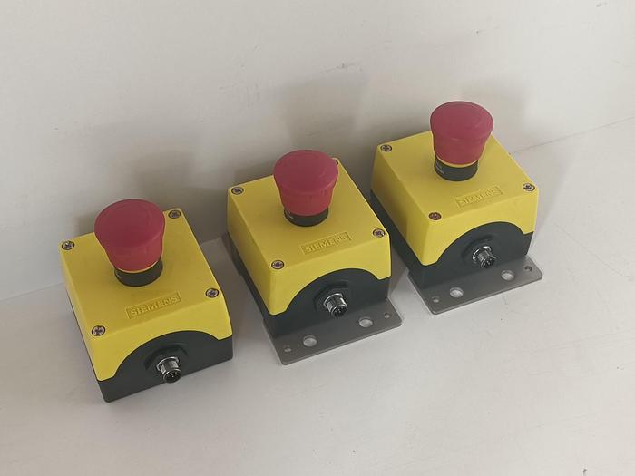 Gebraucht 3 Stück Not-Aus-Schalter 3SU1, 3SU1801-0AA00-0AA2, Siemens, neu -40%