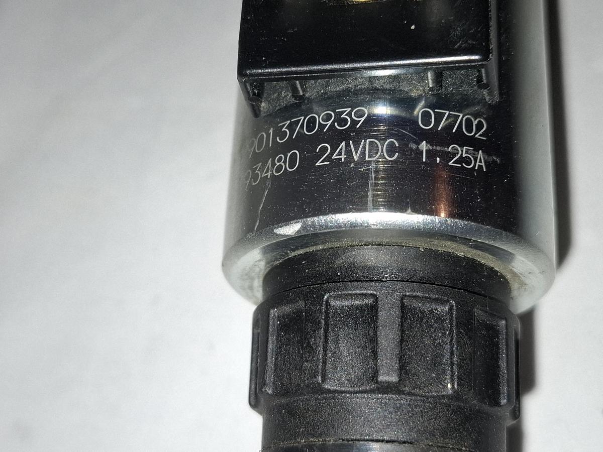 Wegschieberventil, R900550062, 4WE6D62/EG24NK4, Rexroth, neuwertig