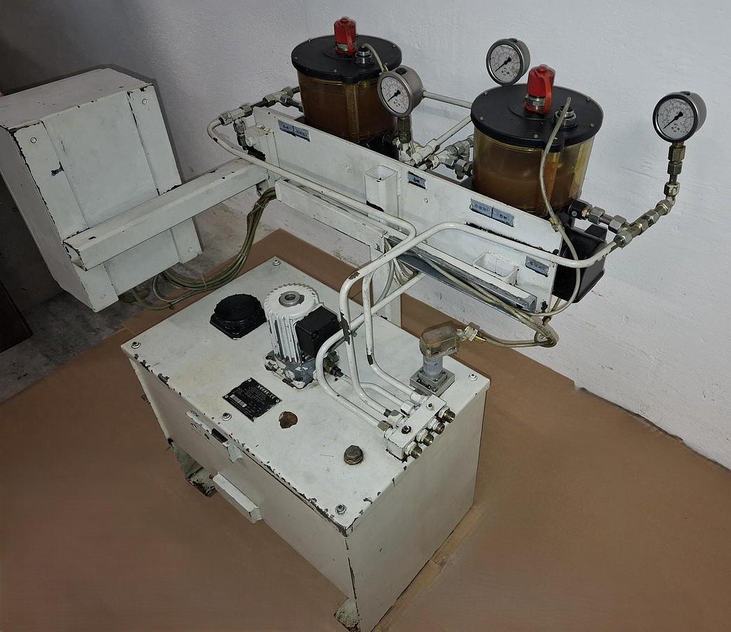 Gebraucht Zentrale Öl- und Fettschmieranlage, MFE5-BW30 + KFG1-5W2 Vogel, gebraucht