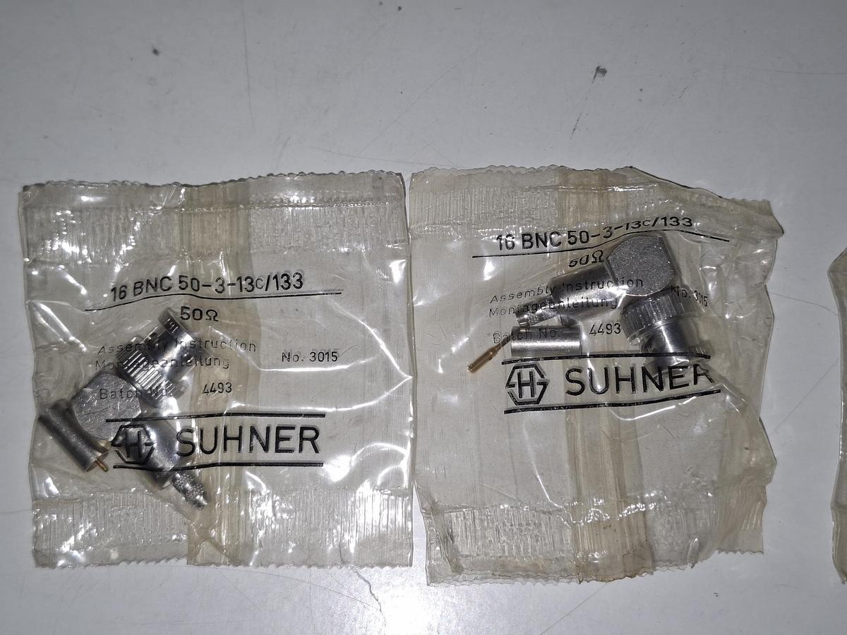 3 Stück Koaxial Stecker, 16 BNC 50-3-13c/133, Suhner, neu