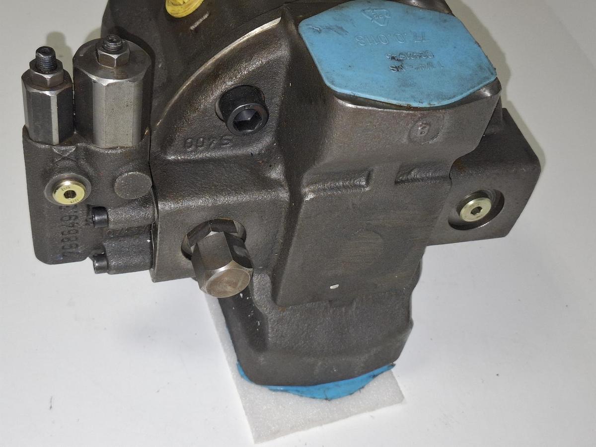 Axialkolbenpumpe, AE A10VS0 71 DFR1/31R-PPA12N00, R910948730, Original! Rexroth, neu