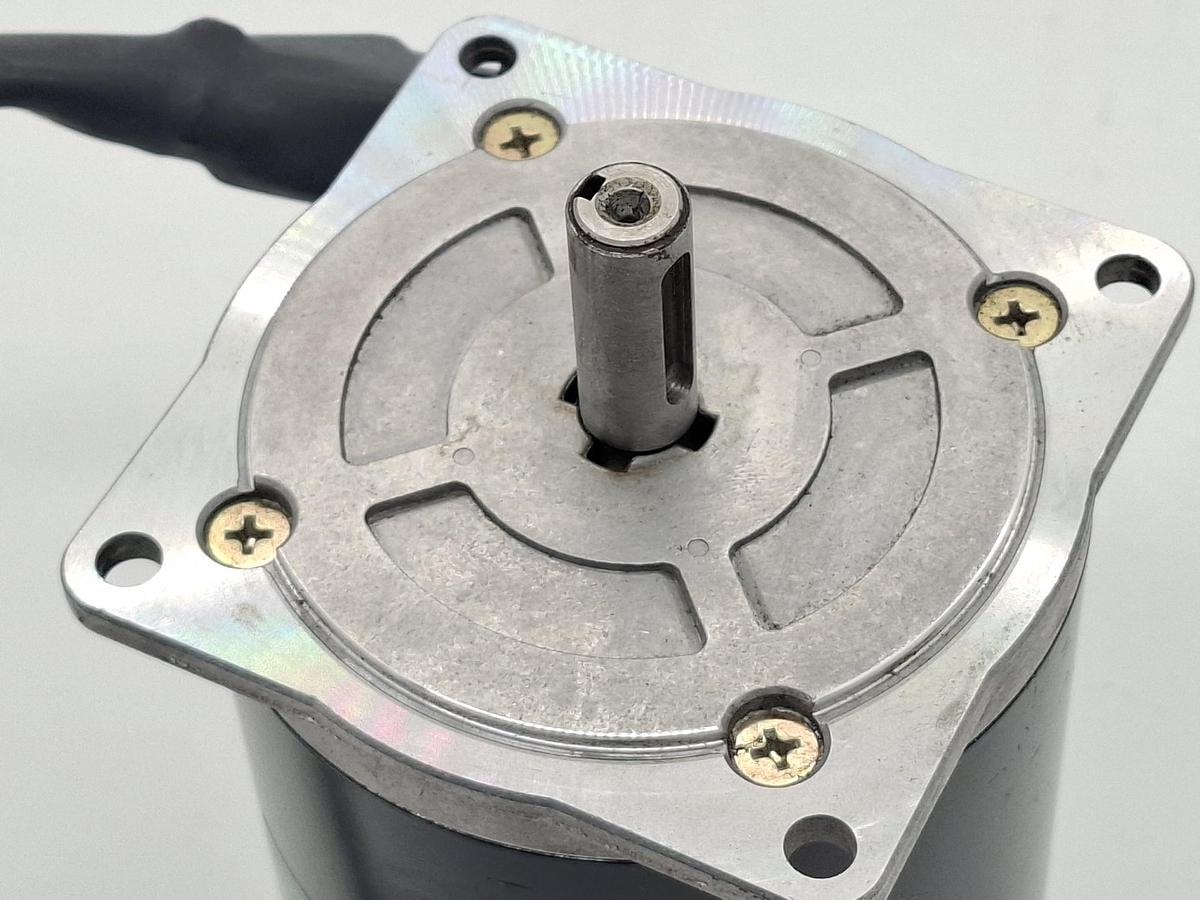 Schrittmotor, StepSyn, 103-845-6741, Sanyo Denki, neuwertig