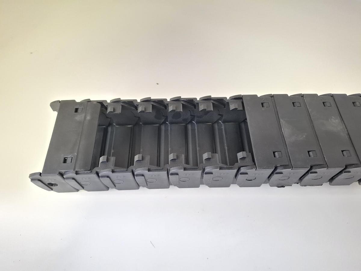 Energiekette, Kunststoff, 110cm lang, 58.1.150, Igus, neu