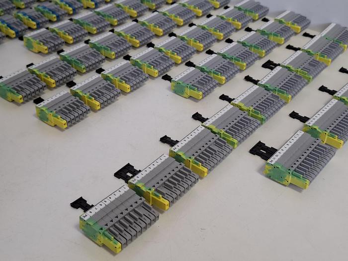 82 Stück Stecker zu Reihenklemmen PTTP 2,5, PP-H2,5/…., Phönix, neuwertig